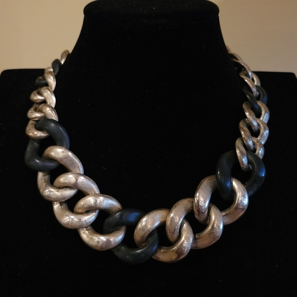 Chunky Silver and Black Chain Necklace - Picture 1 of 3